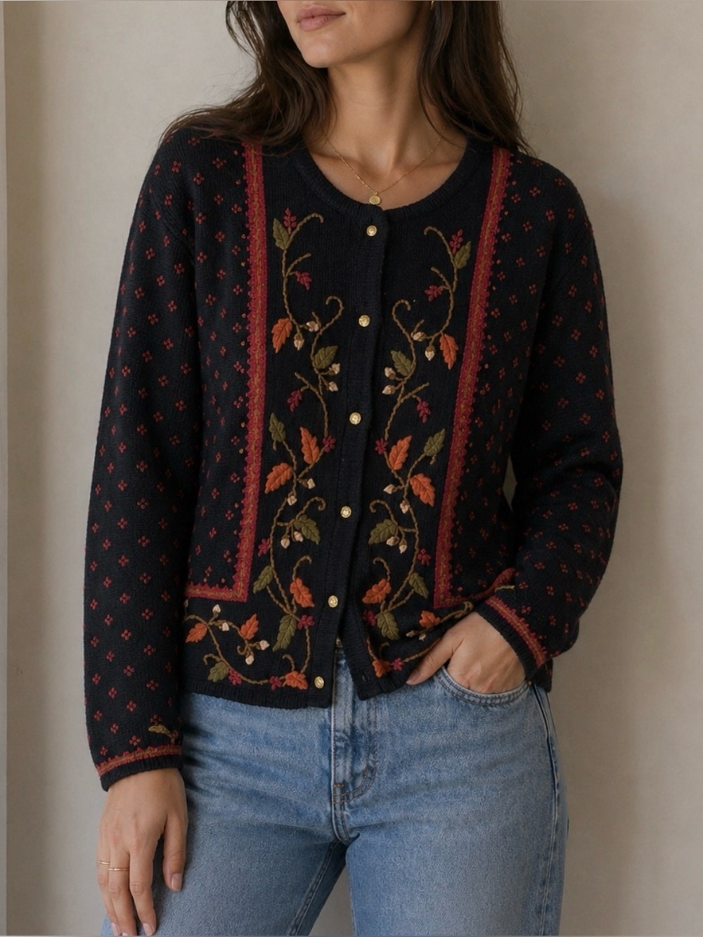 Y2K VINTAGE L Embroidered woman gold button cottagecore 90'cardigan grandmacore